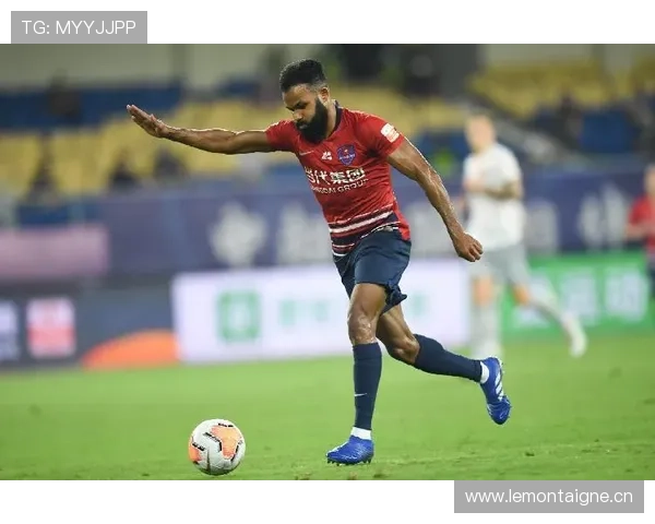 中超最新战报分析各队积分排名与关键球员表现盘点 - 副本 (3)